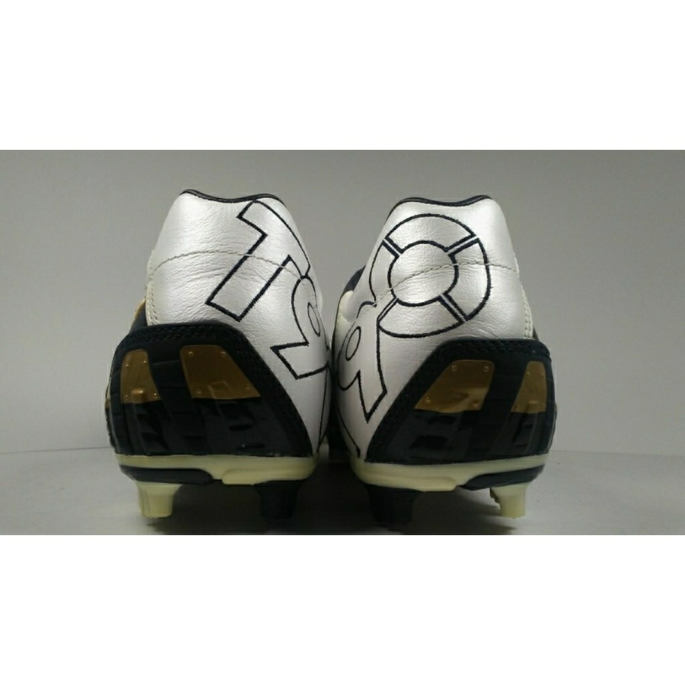 Rare 2009 Nike Total90 Shoot III L-FG Soccer Cleat - Picture 4 of 8